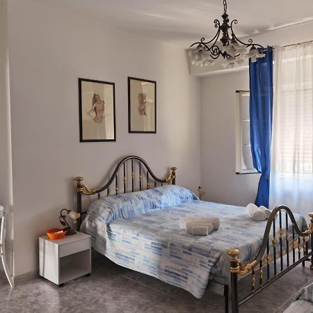 Bed and Breakfast Rosy House Scalea Exterior foto