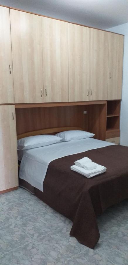 Bed and Breakfast Rosy House Scalea Exterior foto