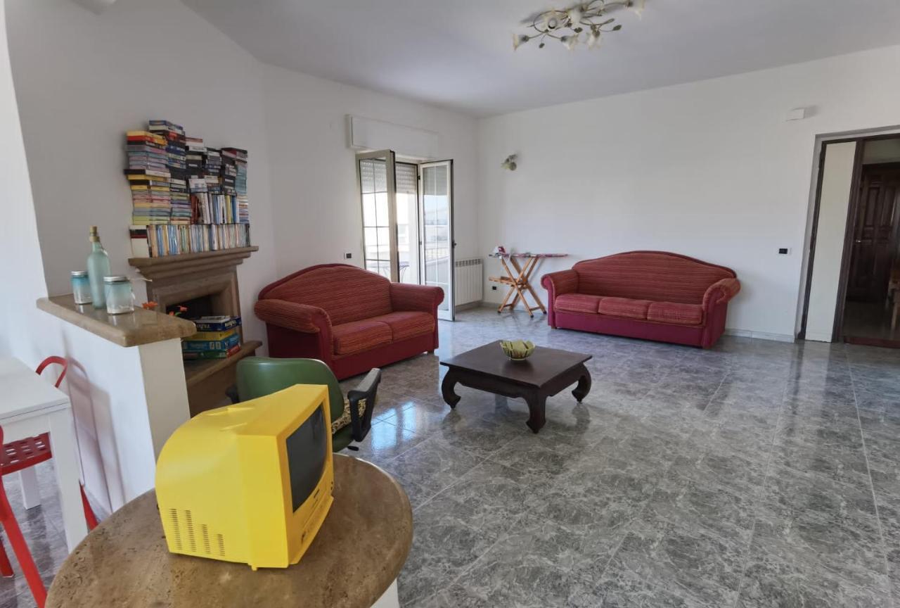 Bed and Breakfast Rosy House Scalea Exterior foto