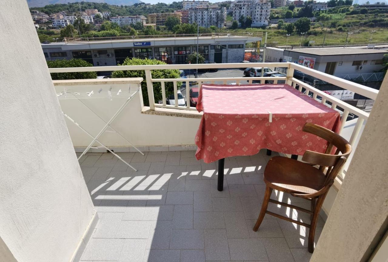 Bed and Breakfast Rosy House Scalea Exterior foto